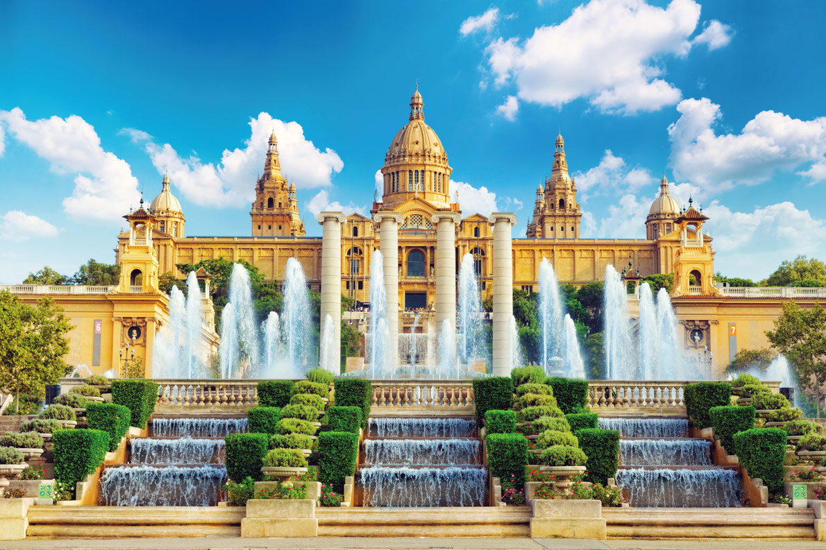 best-fountains-in-europe-national-museum-in-barcelona-placa-de-espanya-spain-copyright-brian-kinney-european-best-destinations.jpg