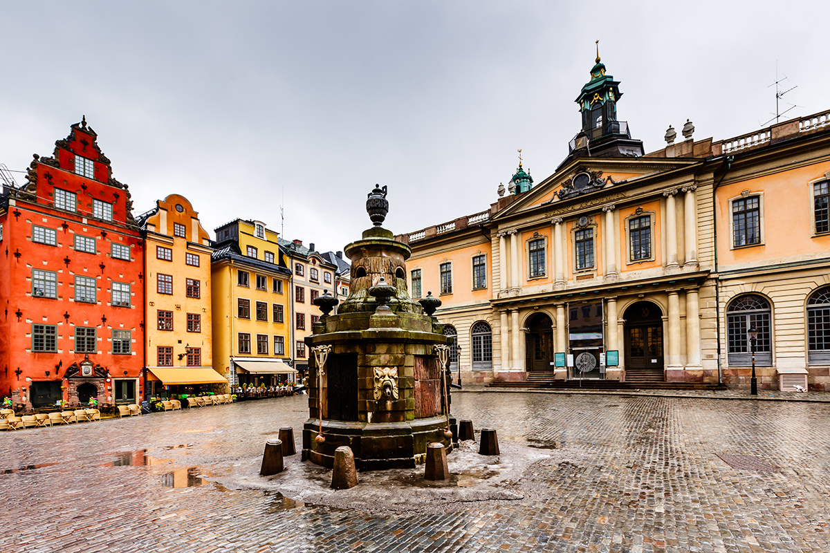 Stortorget-in-Gamla-Stan.jpg